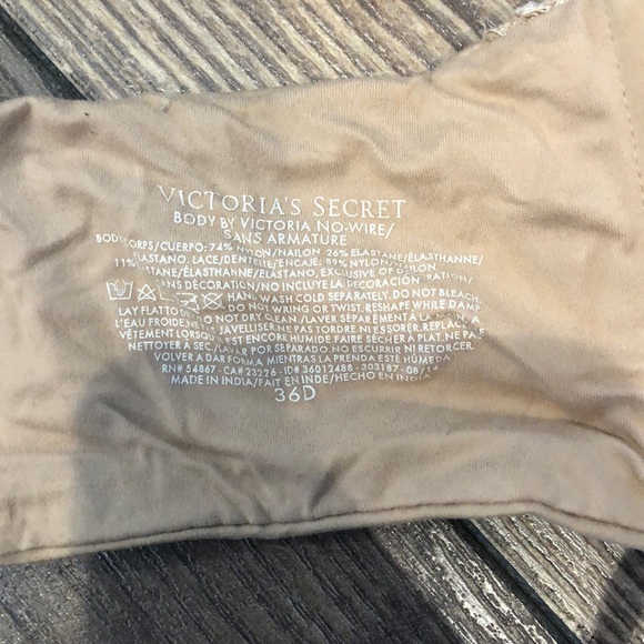 Victoria’s Secret 36D Bra Bundle - Picture 5 of 6